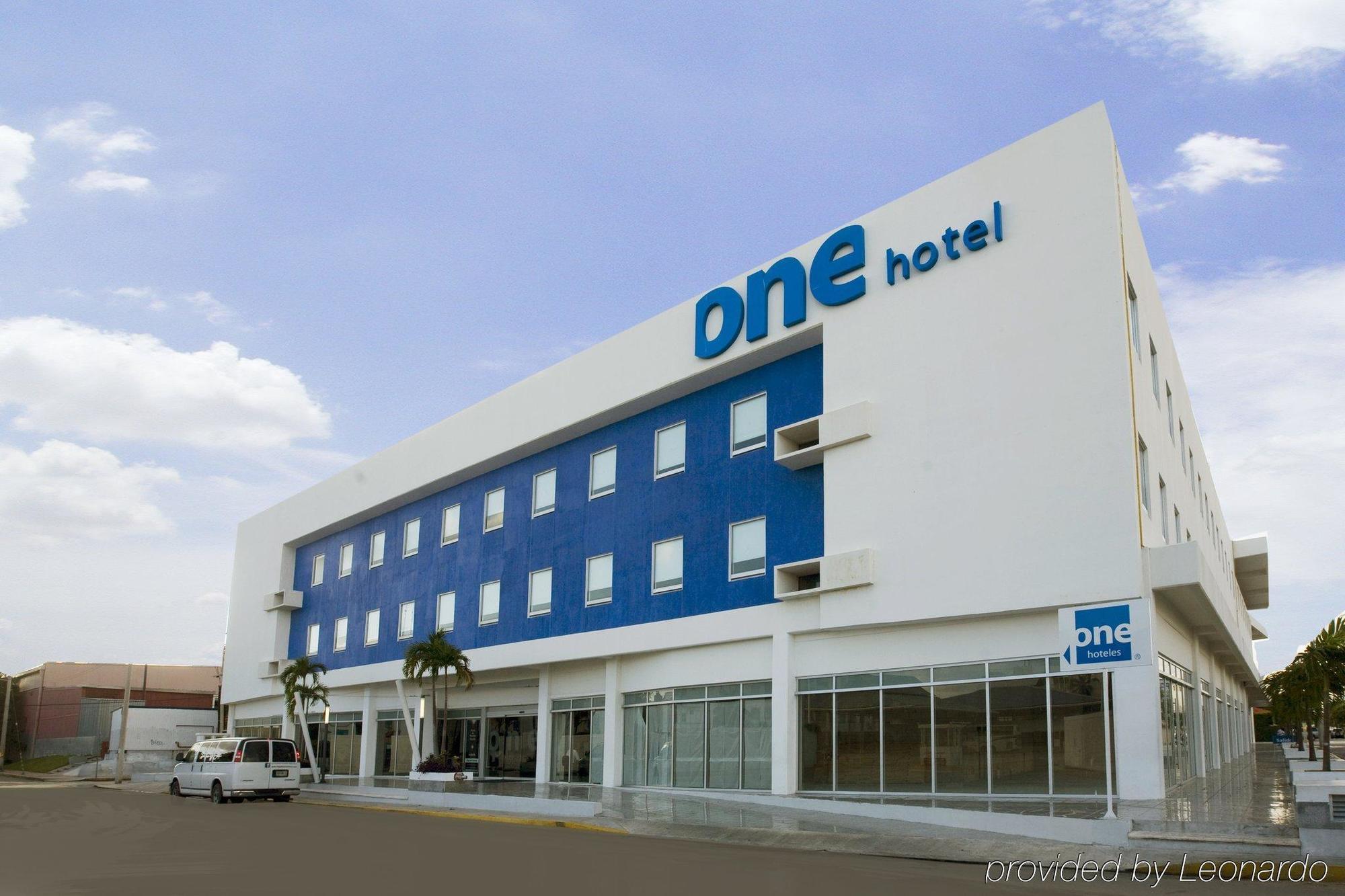One Playa Del Carmen Hotel Exterior photo