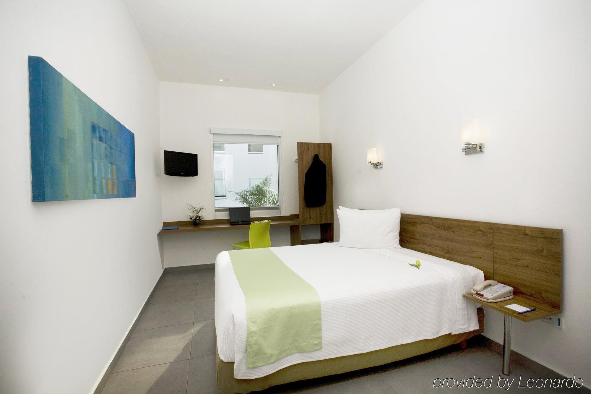 One Playa Del Carmen Hotel Exterior photo