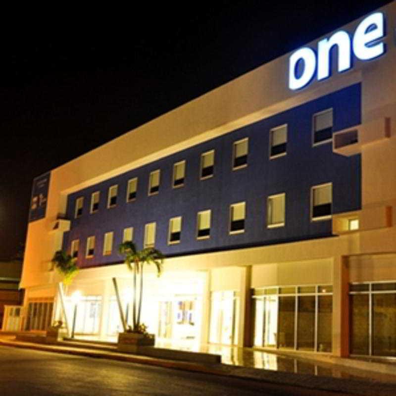 One Playa Del Carmen Hotel Exterior photo